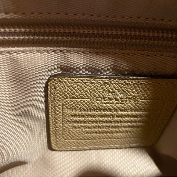 Coach tan leather tote with gold hardware & chain - Picture 8 of 11